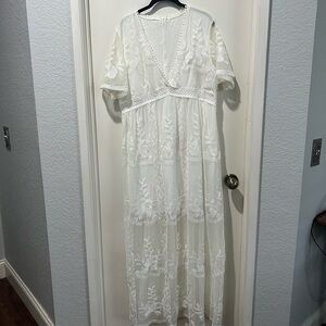 Off white Deep V Neck Short Sleeve Floral Lace Maxi Dress Size XXL